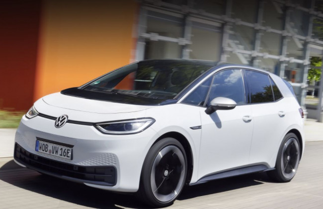 Стало известно, сколько теряет аккумулятор Volkswagen ID 3 за год эксплуатации