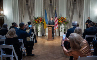 Зеленський запропонував запровадити подвійне громадянство для українців, які проживають за кордоном