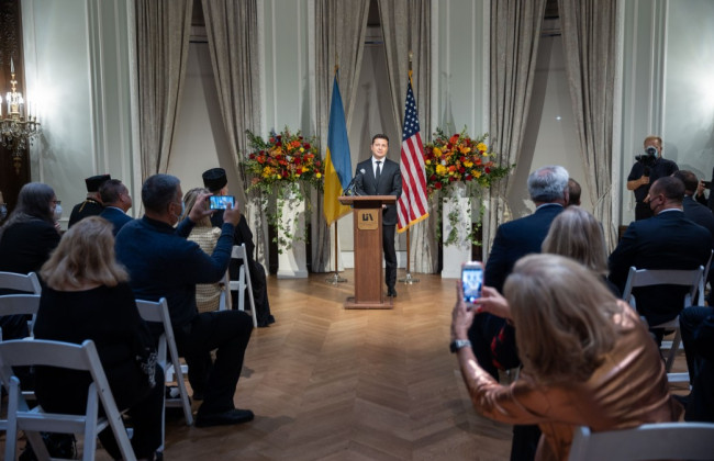 Зеленський запропонував запровадити подвійне громадянство для українців, які проживають за кордоном