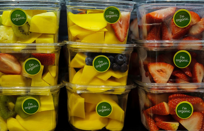 В Испании запретят пластиковые упаковки для фруктов и овощей