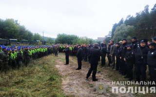 Покушение на Сергея Шефира: в лесу во время поисков улик нашли тело