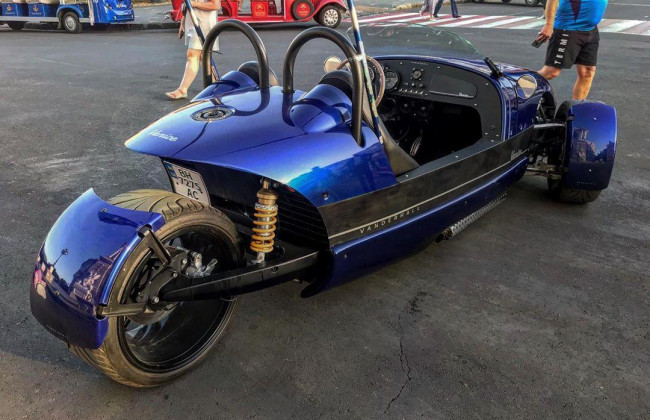 В Украине выставили на продажу эксклюзивный 1-местный спорткар, фото