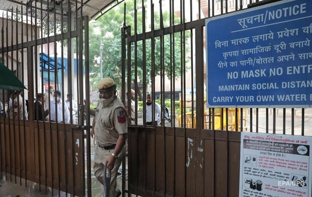 В Дели в суде произошла стрельба: несколько погибших
