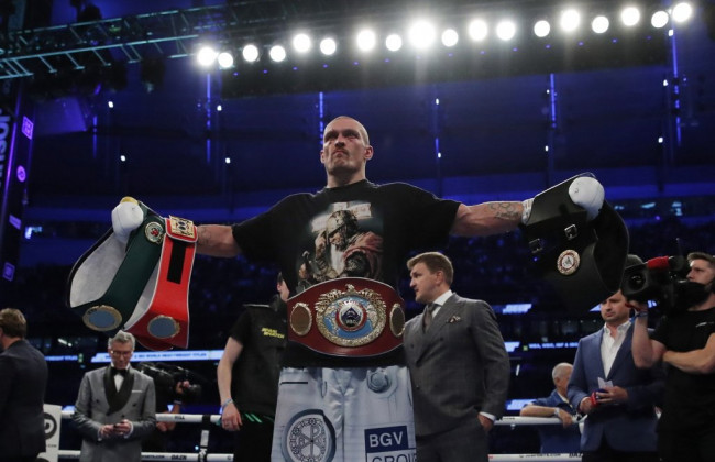 Самый большой поединок: Усик победил Джошуа и отобрал чемпионские пояса