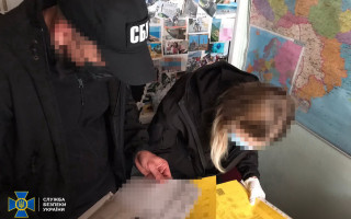 1600 грн за міжнародний COVID-сертифікат: в Івано-Франковську викрито схему підробки документів