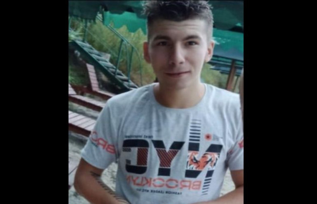 Под Киевом разыскивают парня с татуировкой на левом предплечье, фото