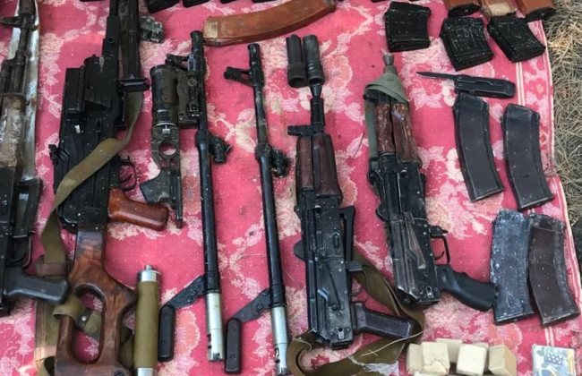 Організація теракту та контрабанда товарів військового призначення: підозрюють 9 членів НЗФ