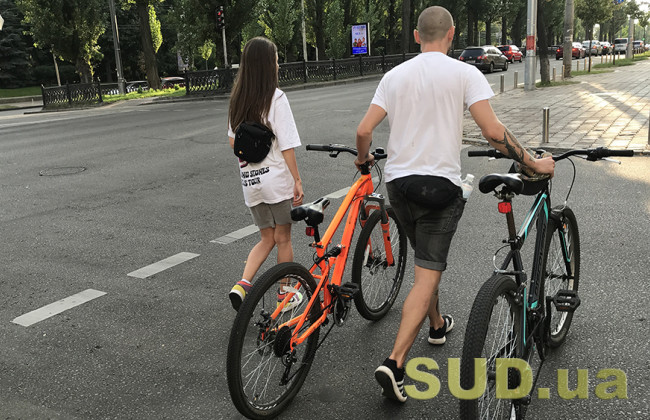 С ноября в Украине появятся новые дорожные знаки: что нужно знать