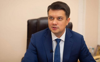 Давид Арахамія ініціював збір підписів за відставку Разумкова