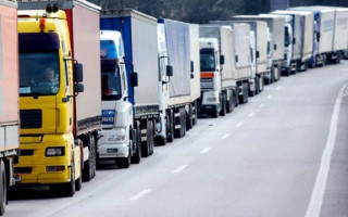 Водіїв попередили про нові штрафи з 1 жовтня: кого вони стосуються