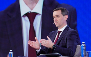 В Минздраве сообщили, что сделают с непривитыми работниками