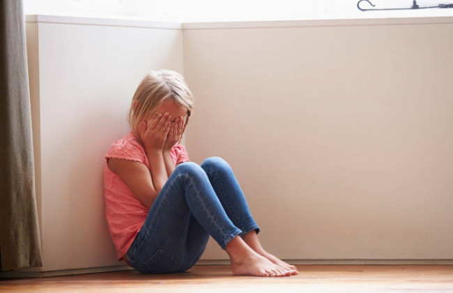 У Києві 74-річного діда підозрюють у розпусних діях щодо 8-річної дівчинки