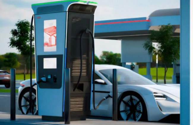 Самая быстрая зарядная станция в мире заряжает автомобиль за 15 минут