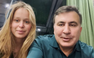 Лиза Ясько ответила на вопрос о разводе Саакашвили с женой