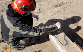 Небезпечна знахідка: у Кривому Розі посеред вулиці була розлита ртуть