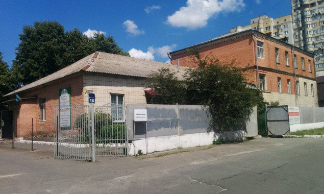 Розкрадання 5,7 мільйонів на ремонті корпусу наркологічної лікарні: підозрюються підрядники