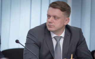 Нападение на журналистов «Схем»: Мецгер уходит из Укрэксимбанка на период расследования