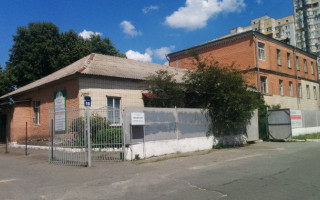 Розкрадання 5,7 мільйонів на ремонті корпусу наркологічної лікарні: підозрюються підрядники