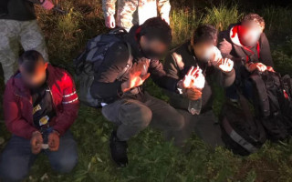 Довелося стріляти: на Закарпатті прикордонники затримали нелегальних мігрантів з Туреччини