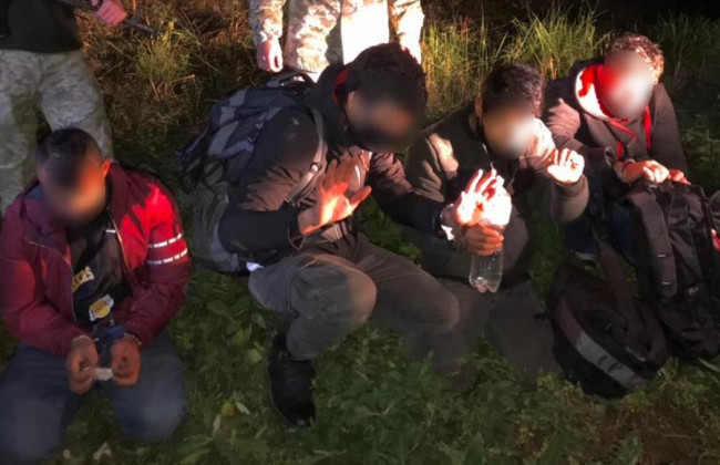 Довелося стріляти: на Закарпатті прикордонники затримали нелегальних мігрантів з Туреччини