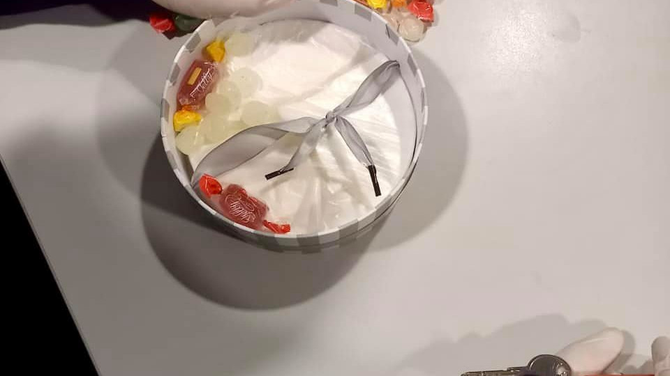 Цукерки з сюрпризом: у Києві затримали юнака з наркотиками