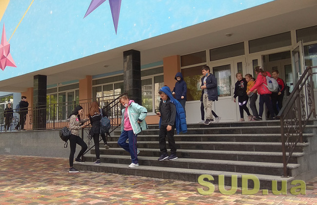 На межі ризику потрапити до «червоної» зони: на Харківщині шкільні канікули почнуться раніше