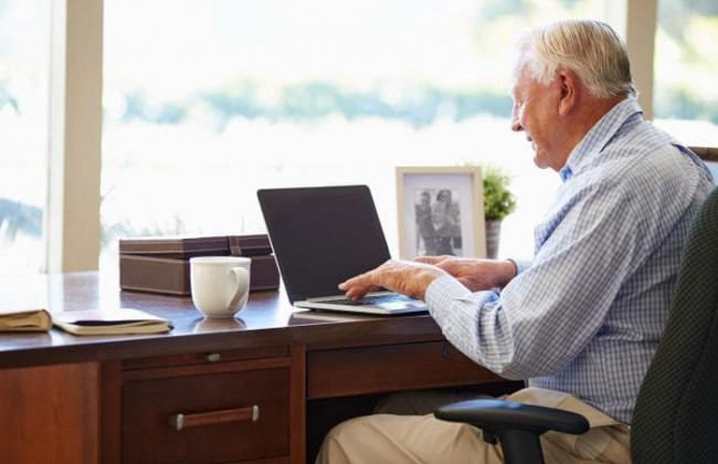 Чи мають право працювати особи похилого віку: роз’яснення Мін’юсту