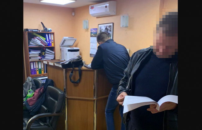 Благоустрій Андріївського узвозу: у розкраданні підозрюють керівників Подільської РДА