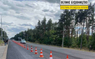 В Киевской области завершают восстановление дорожного покрытия трассы Р-01 Киев — Обухов