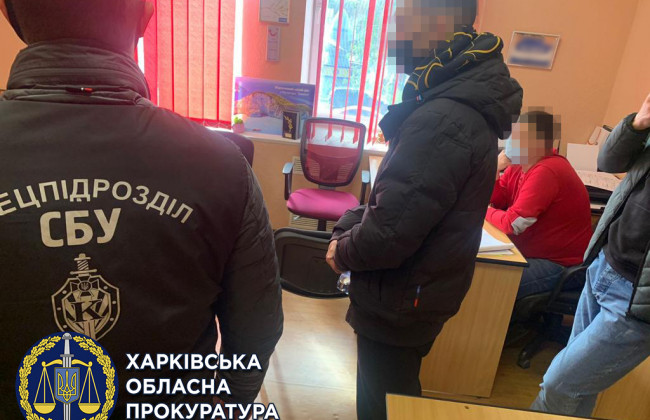 На Харківщині викрили схему фальсифікації ПЛР-тестів