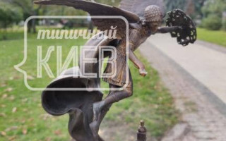 В Киеве вандалы повредили скульптуру Архистратига Михаила