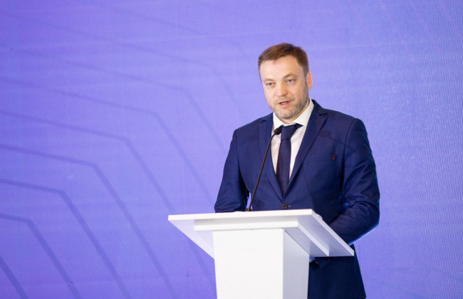 Денис Монастырский: «Присутствие женщин в правоохранительных органах повышает доверие к ним у населения»