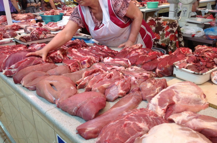 Под Одессой ссора на рынке между продавщицами мяса закончилась поножовщиной
