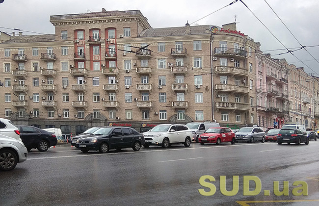 Водителям напомнили, как правильно ездить в дождливую погоду