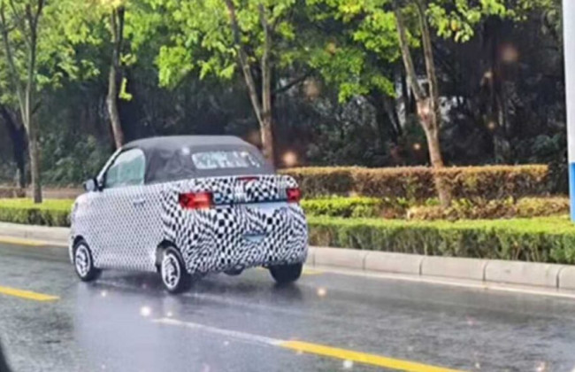 Найпопулярніший електромобіль став кабріолетом: опубліковано фото