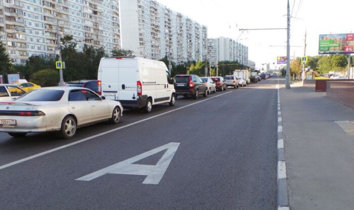 Езда по полосе общественного транспорта в Украине: какие штрафы ждут нарушителей