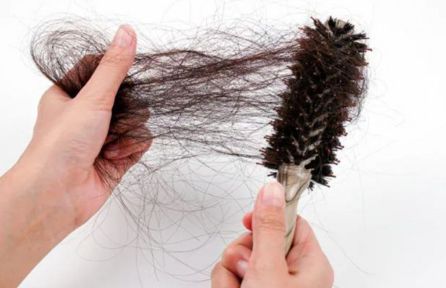 Сыпь и даже выпадение волос: назвали странные симптомы штамма «Дельта»