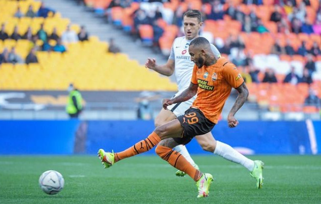 «Шахтер» разгромил «Зарю» в рамках чемпионата Украины