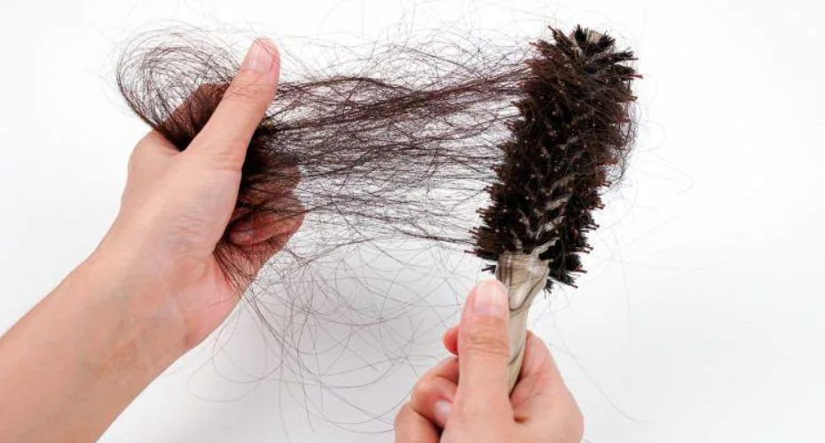 Сыпь и даже выпадение волос: назвали странные симптомы штамма «Дельта»