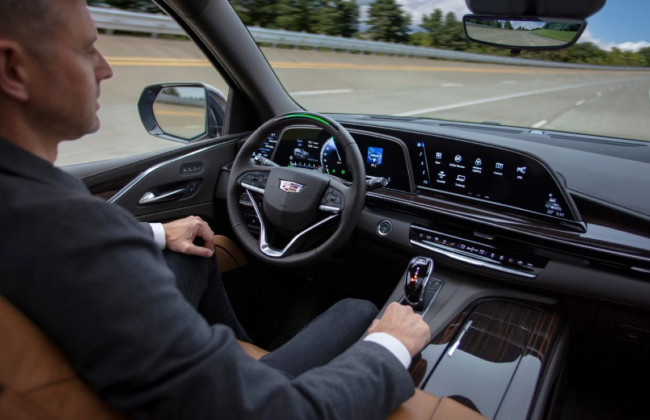 Новый автопилот General Motors позволит ездить без рук на руле