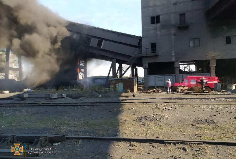 На Донеччині сталася пожежа на коксохімічному заводі