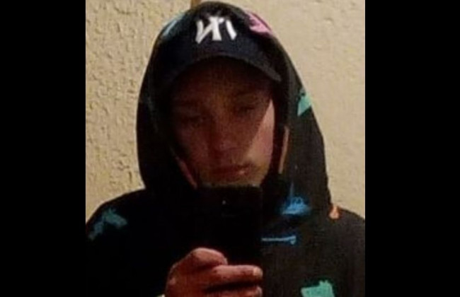 В Киеве разыскивают парня с татуировками на руках, фото