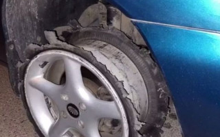 Ездил без одной шины: в Киеве поймали пьяного водителя, видео
