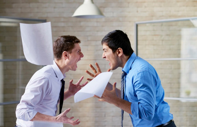 Нарушитель статьи 130 КоАП лишился водительских прав и устроил судье психологический террор