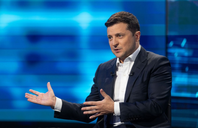 Владимир Зеленский: «Конституционный Суд будет перезагружен и начнет работать на государство»