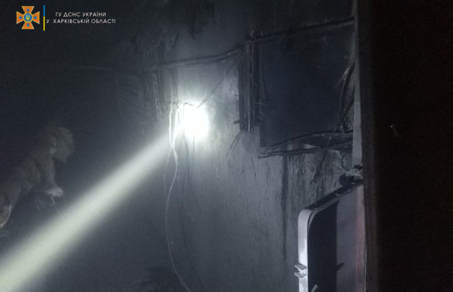 В Харькове женщина застряла в лифте горящей высотки
