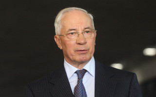 Суд заочно заарештував Азарова за підозрою в державній зраді