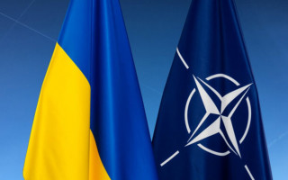 НАТО согласует новый генеральный план отпора РФ в нескольких направлениях, – Reuters
