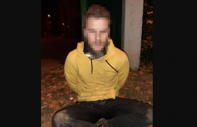 В дом заместителя Ермака бросили «коктейль Молотова»: подробности нападения