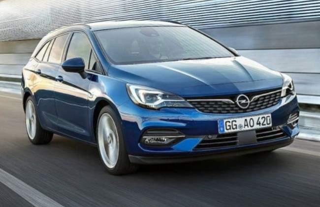 Opel Astra станет кроссовером: с кем будет конкурировать